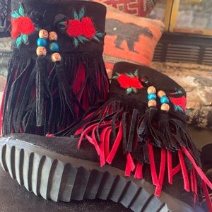 Fringed booties